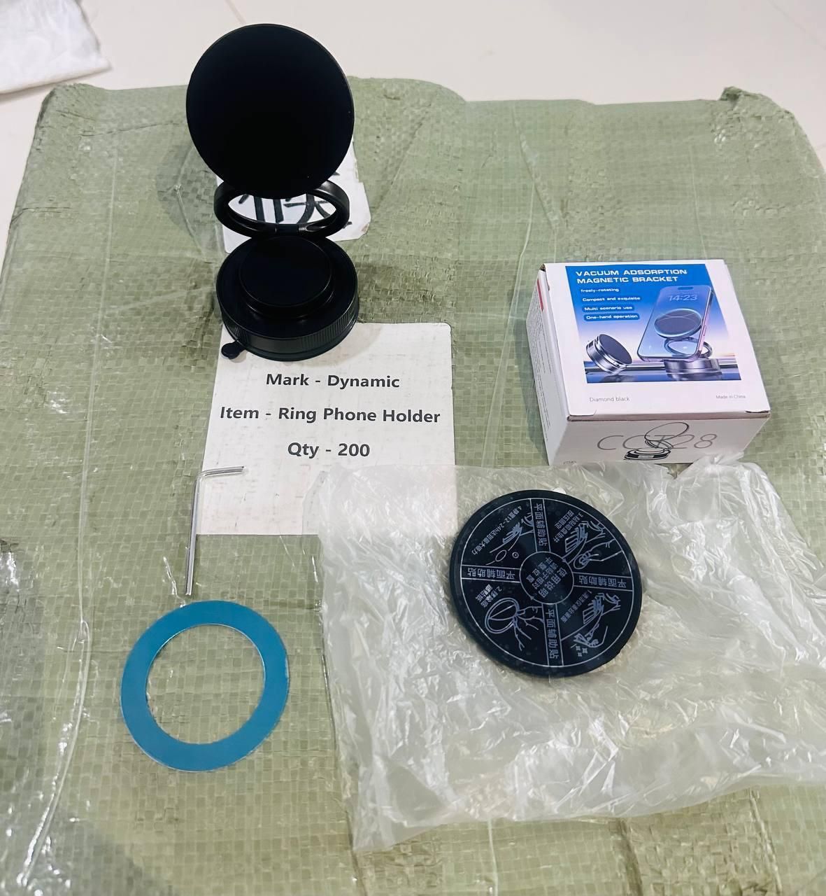 Urban Auto- Vacuum Absorption Magnetic Bracket